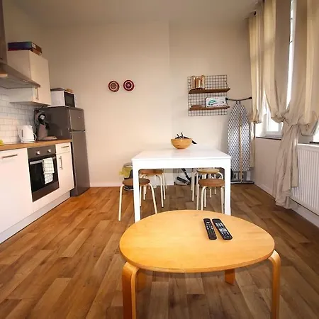 Duplex De 3 En Plein Centre - 82/3a 아파트 *